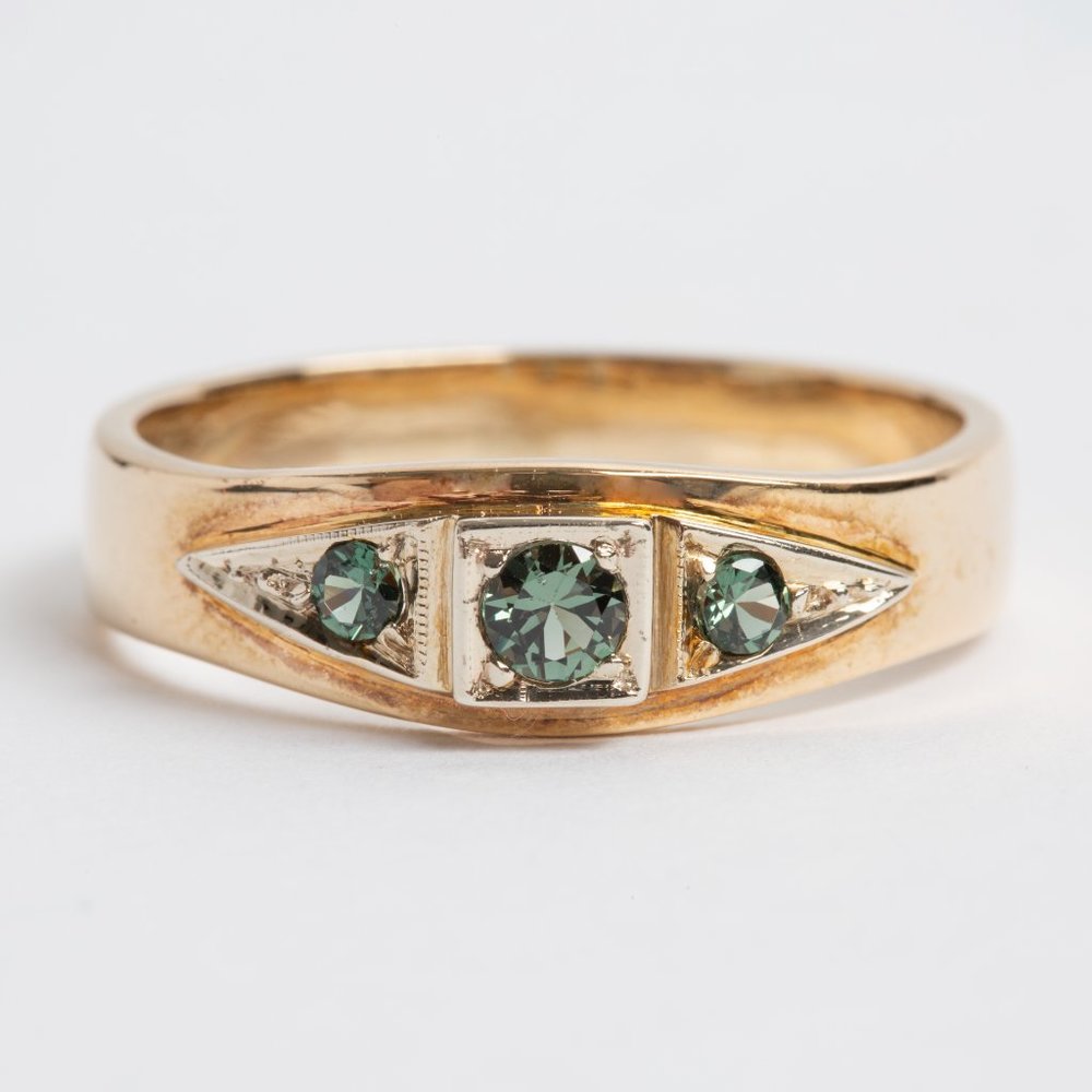 Vintage Alexandrite Ring in 8K Yellow Gold